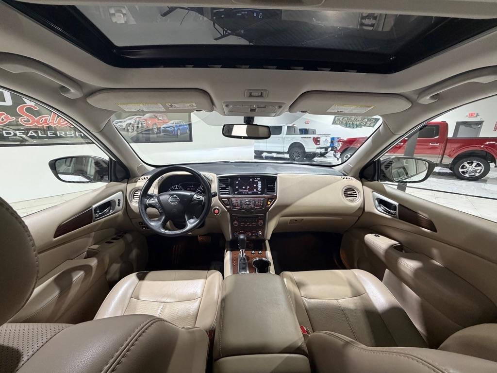 Nissan Pathfinder Platinum 4WD 2020