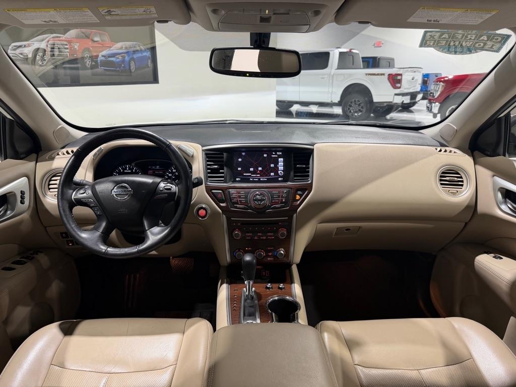 Nissan Pathfinder Platinum 4WD 2020