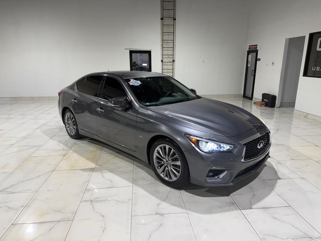 Infiniti Q50 3.0t LUXE 2019
