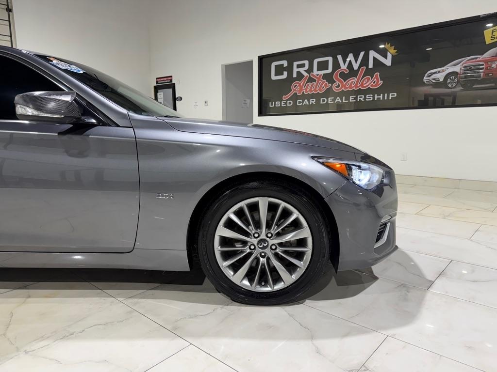 Infiniti Q50 3.0t LUXE 2019