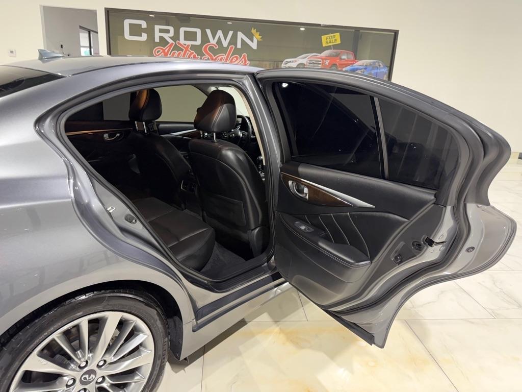 Infiniti Q50 3.0t LUXE 2019