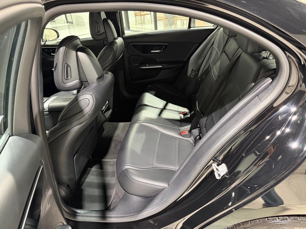 Mercedes-Benz C-Class C300 4MATIC Sedan 2024