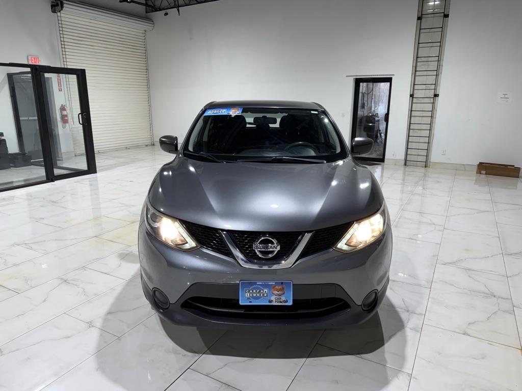Nissan Rogue Sport S 2017