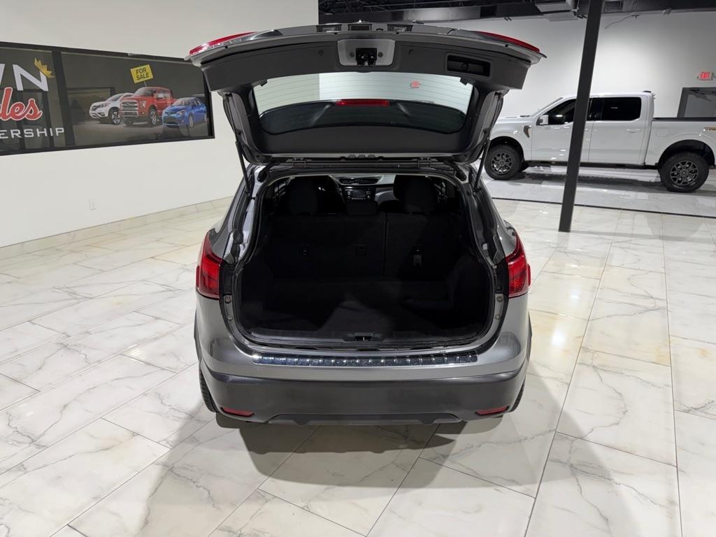 Nissan Rogue Sport S 2017