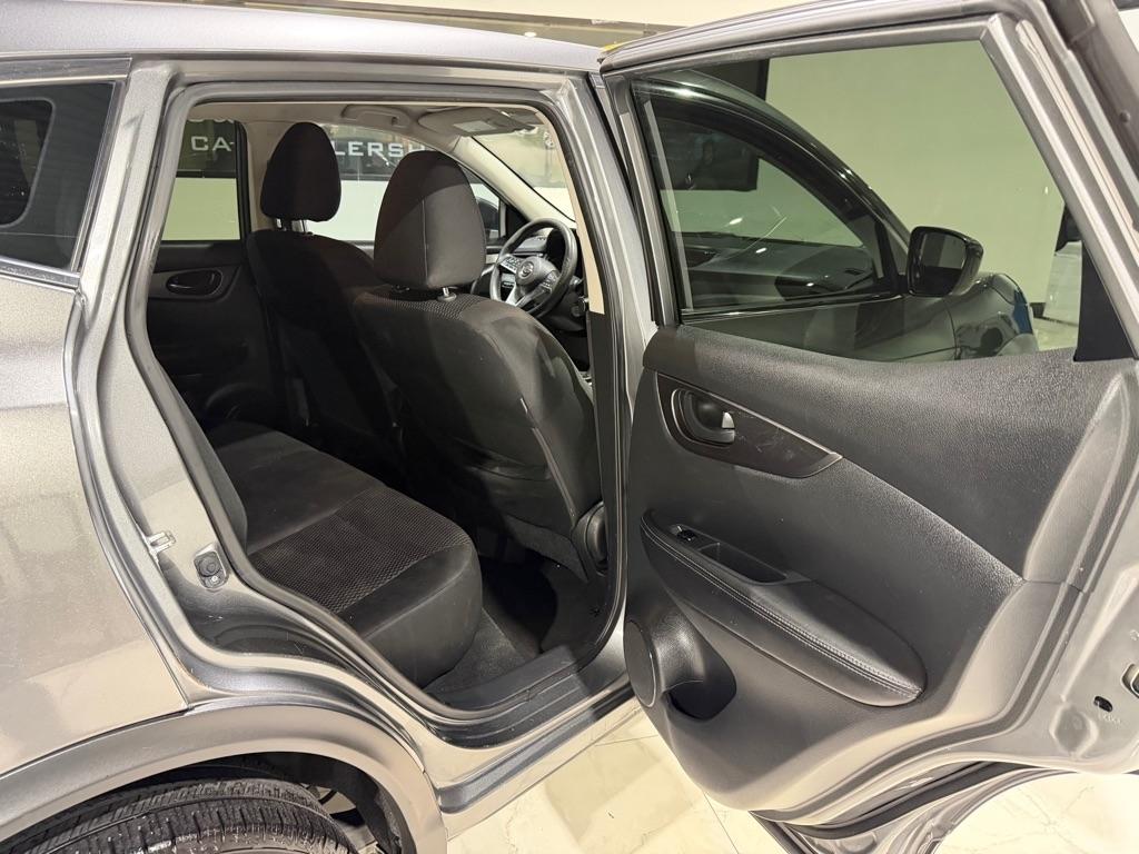 Nissan Rogue Sport S 2017
