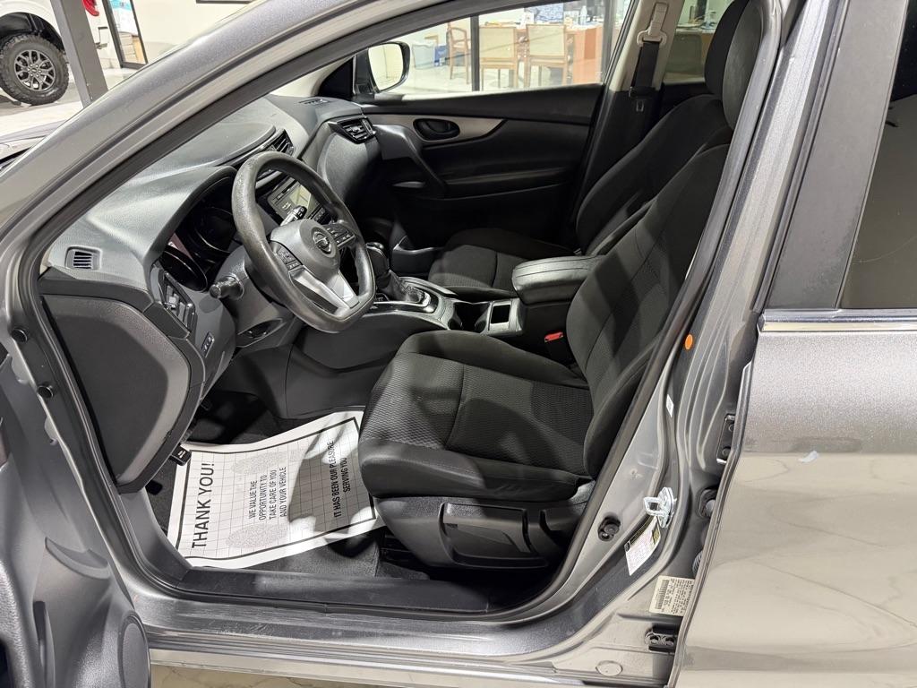Nissan Rogue Sport S 2017