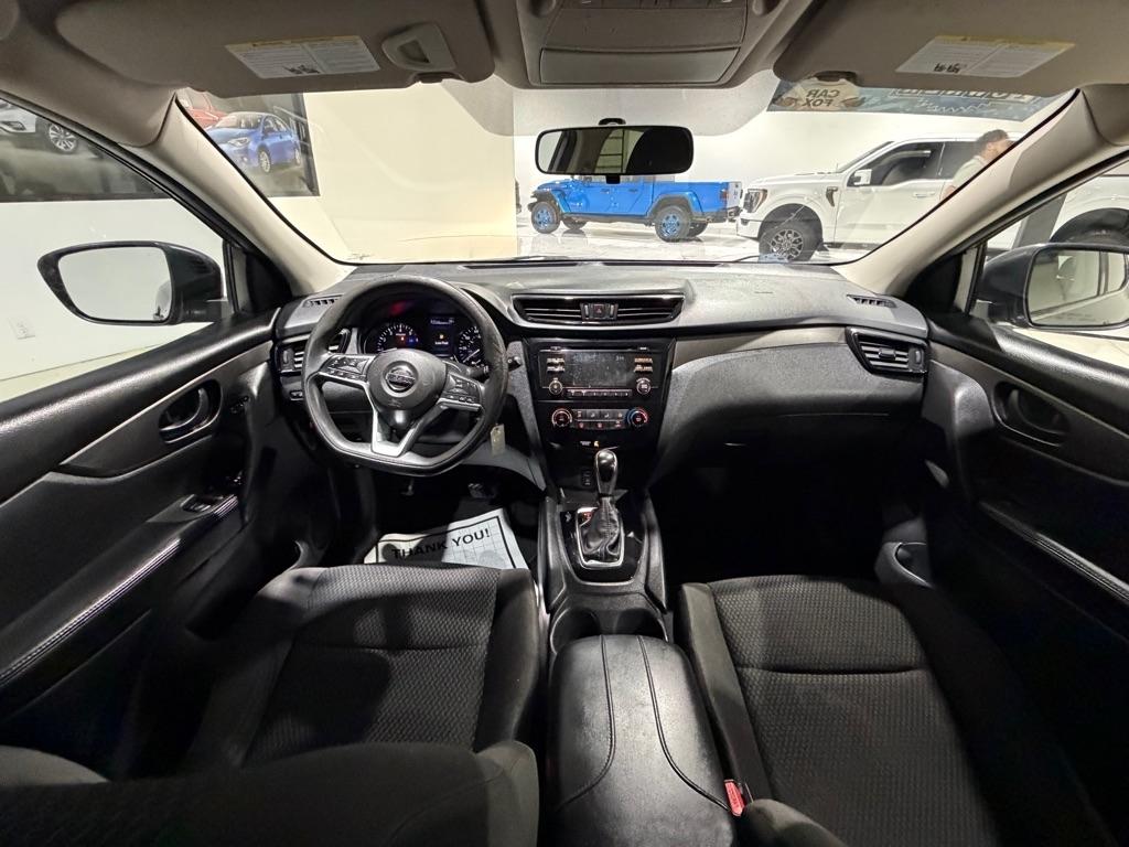 Nissan Rogue Sport S 2017