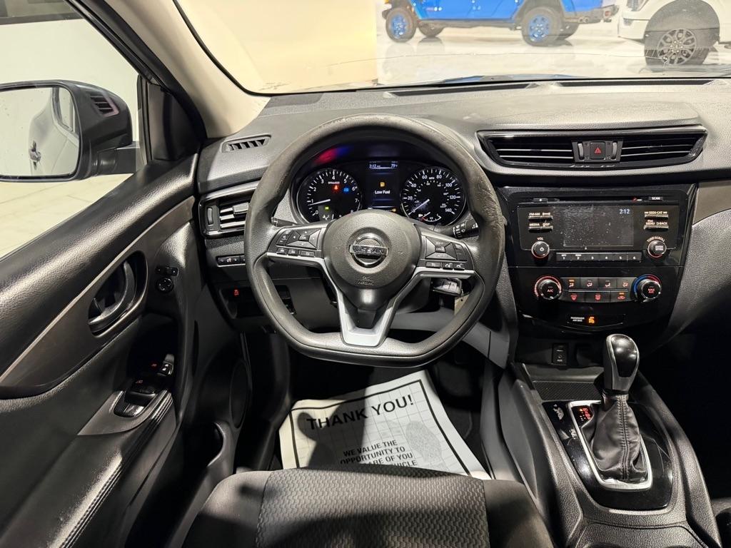 Nissan Rogue Sport S 2017