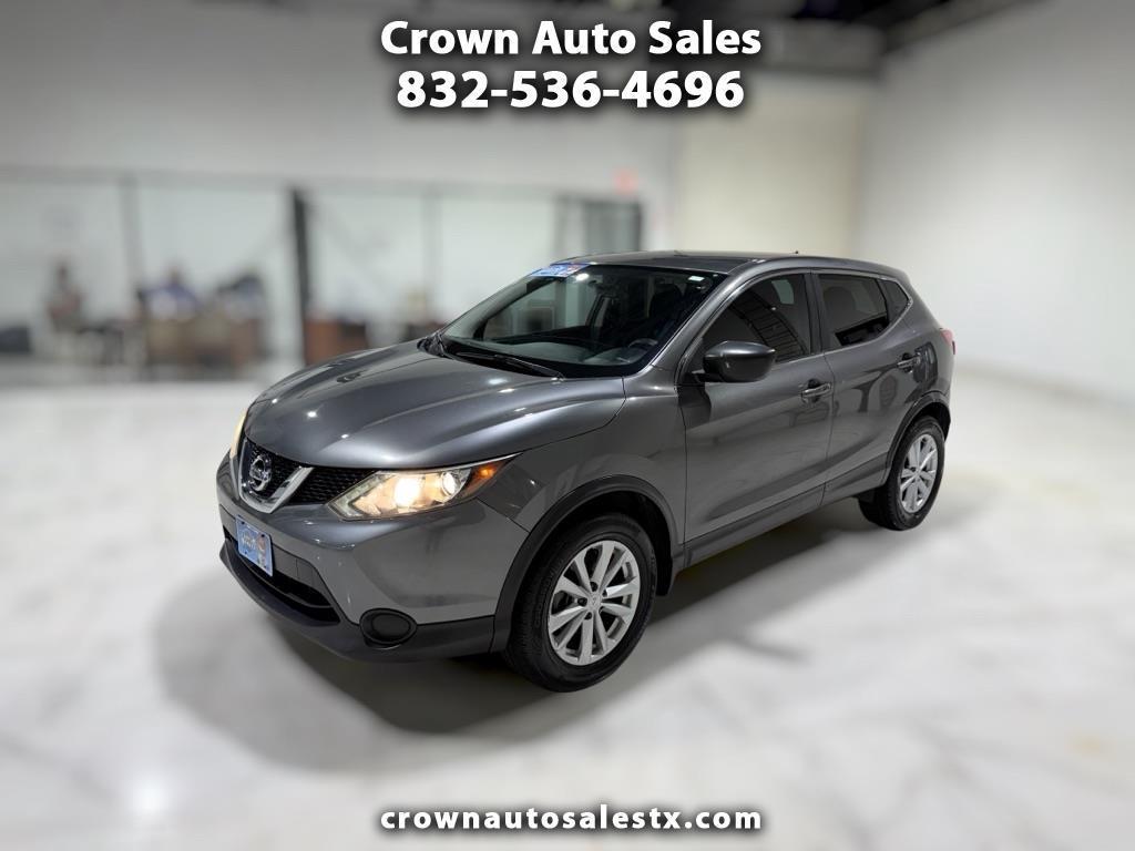 Nissan Rogue Sport S 2017