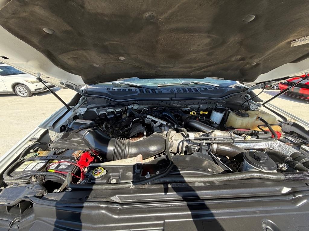 Ford F-250 SD XLT Crew Cab 4WD 2017