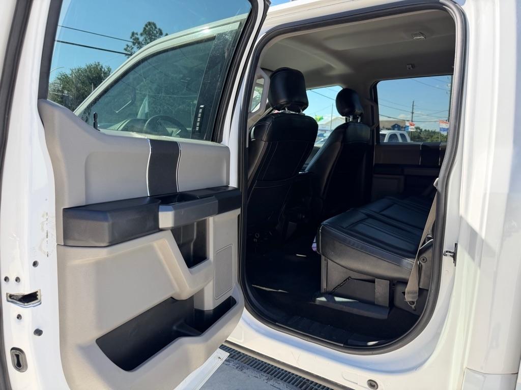 Ford F-250 SD XLT Crew Cab 4WD 2017