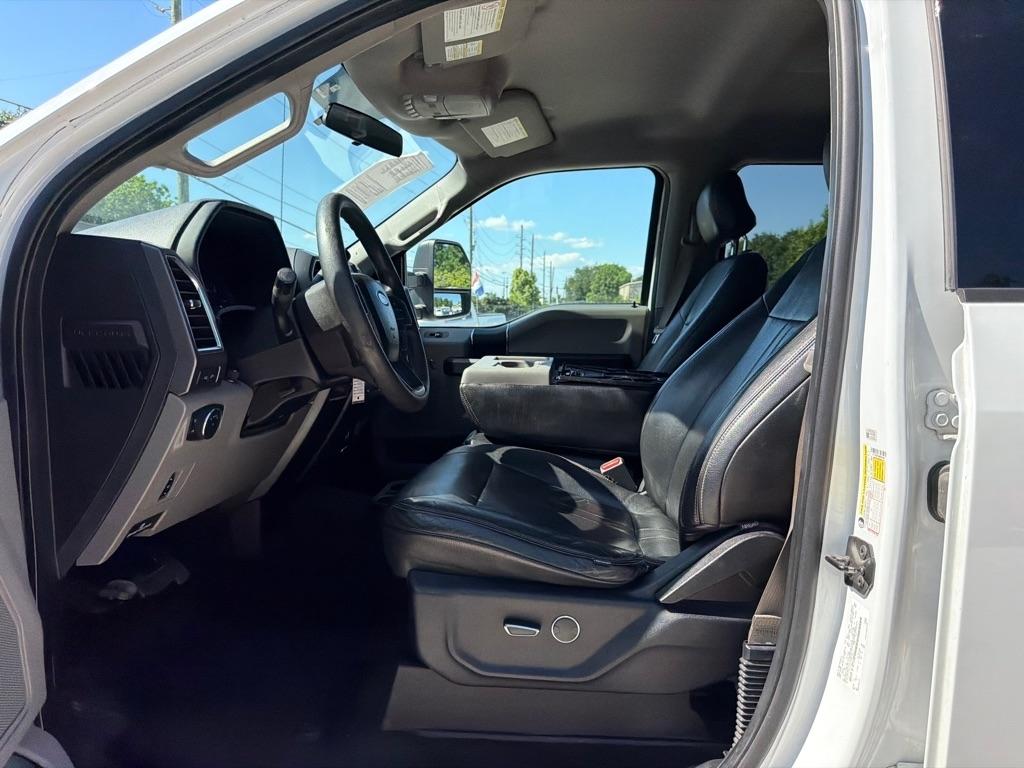 Ford F-250 SD XLT Crew Cab 4WD 2017