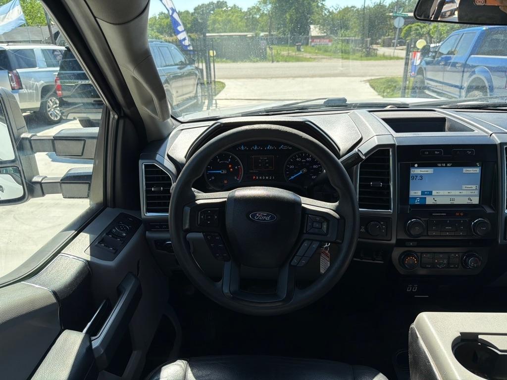 Ford F-250 SD XLT Crew Cab 4WD 2017
