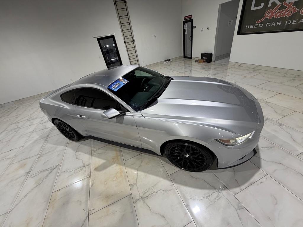 Ford Mustang EcoBoost Coupe 2015