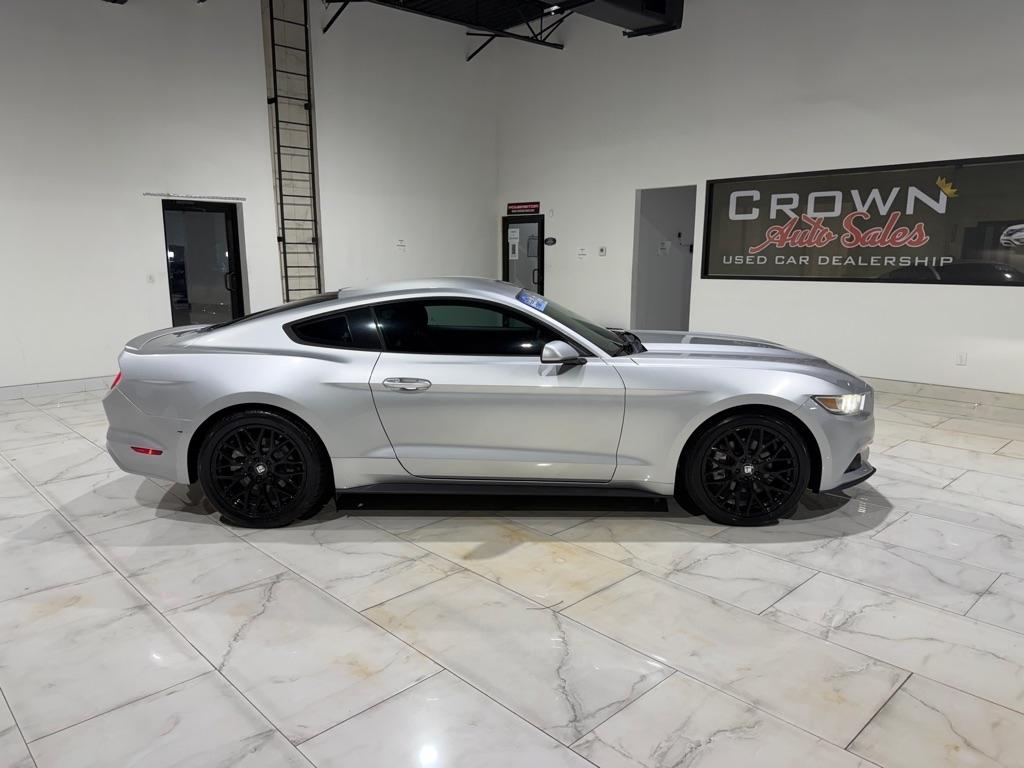 Ford Mustang EcoBoost Coupe 2015