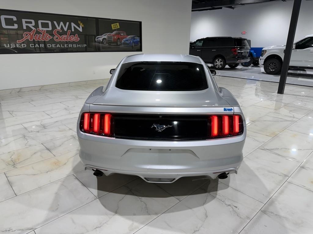 Ford Mustang EcoBoost Coupe 2015