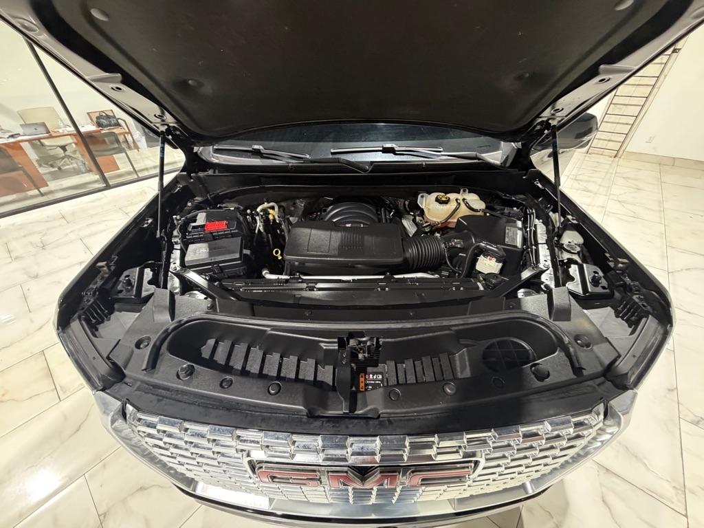 GMC Yukon Denali 2WD 2021