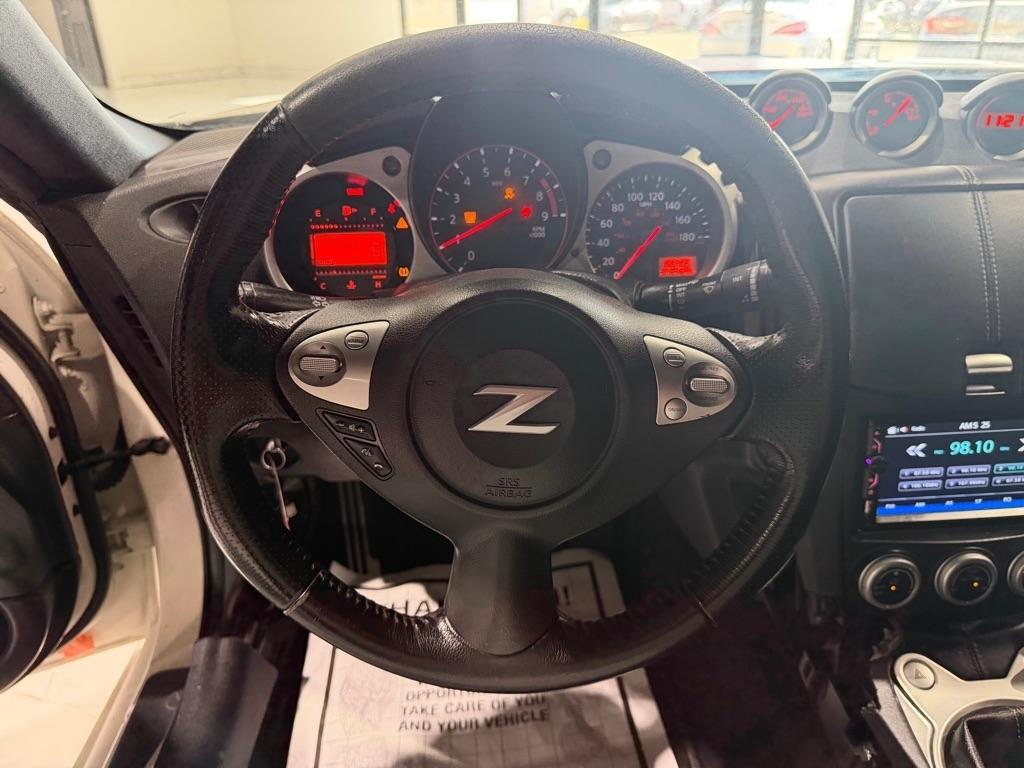 Nissan Z 370Z Coupe Sport 6MT 2017