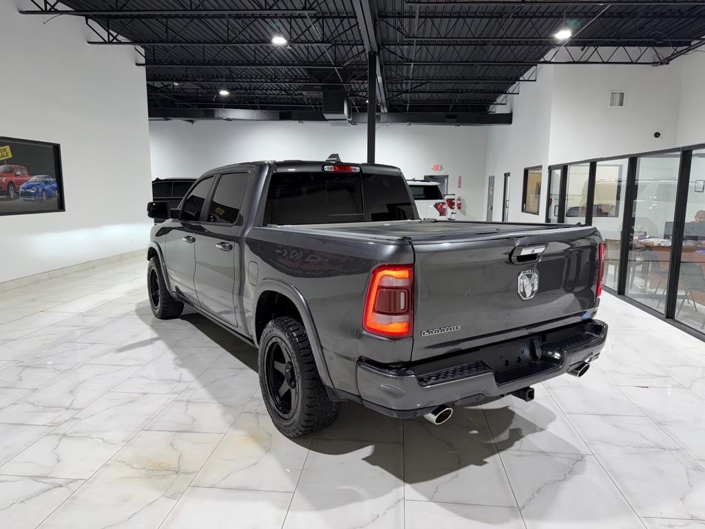 RAM 1500 Laramie Crew Cab SWB 2WD 2022