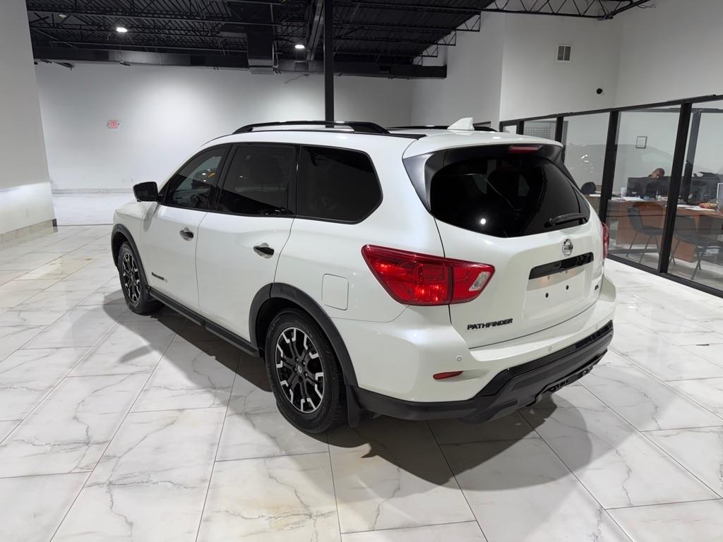 Nissan Pathfinder SL 2020
