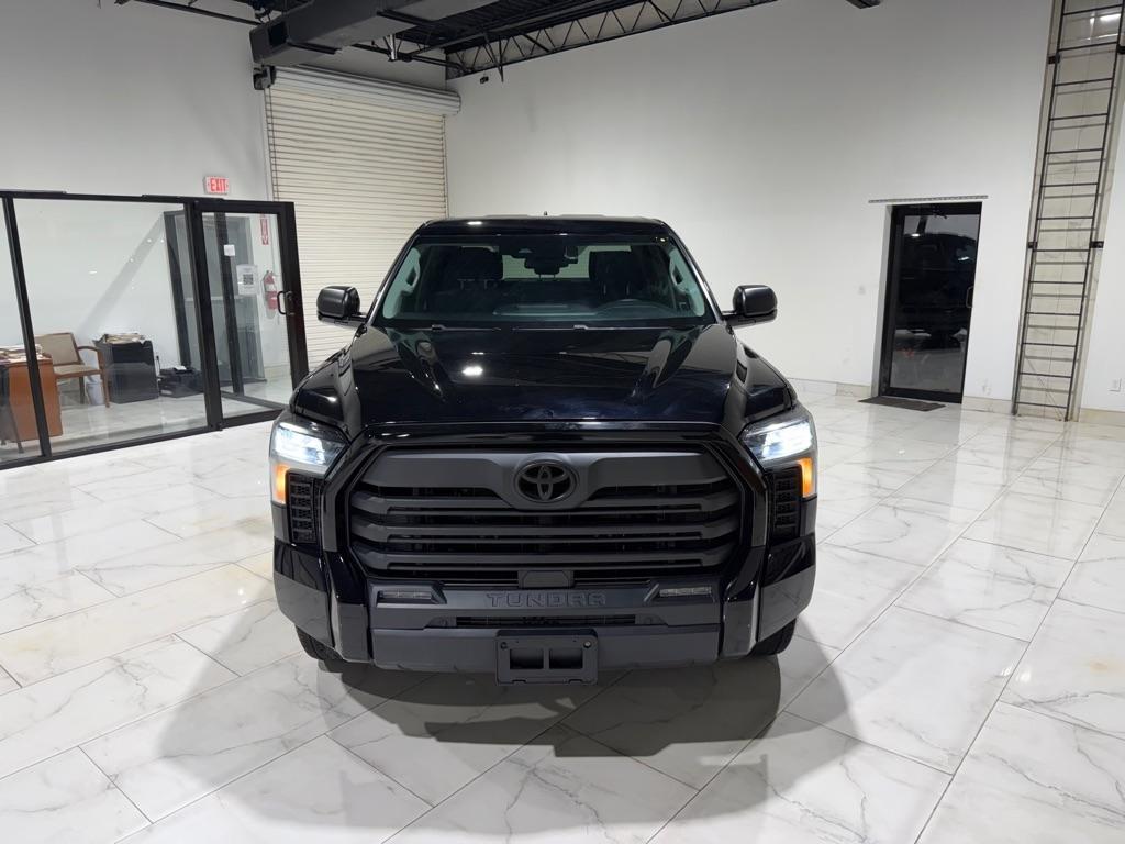 Toyota Tundra SR5 CrewMax 4WD 2024