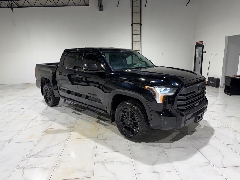 Toyota Tundra SR5 CrewMax 4WD 2024