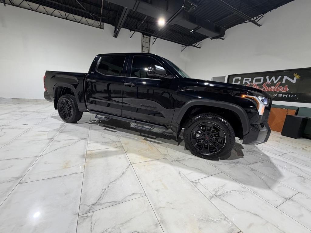 Toyota Tundra SR5 CrewMax 4WD 2024