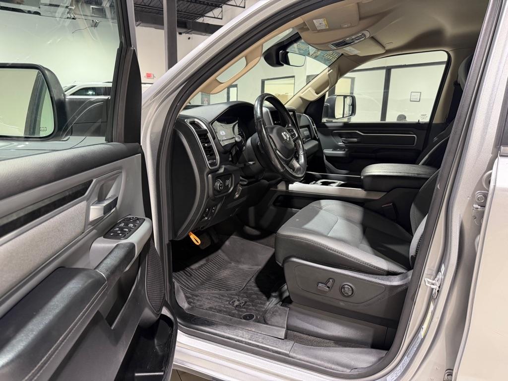 RAM 1500 Big Horn Crew Cab SWB 4WD 2020