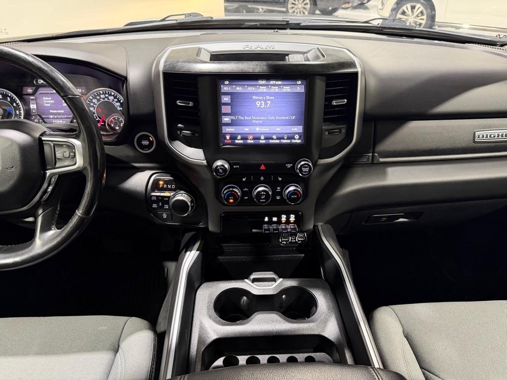 RAM 1500 Big Horn Crew Cab SWB 4WD 2020