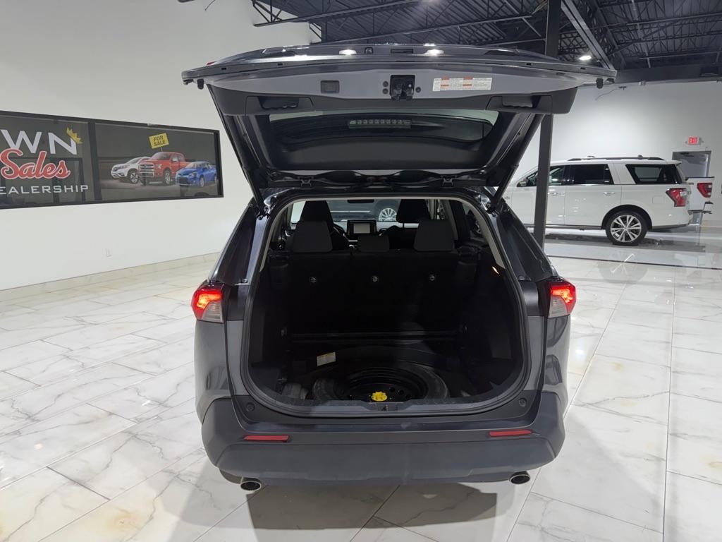 Toyota RAV4 XLE 2019