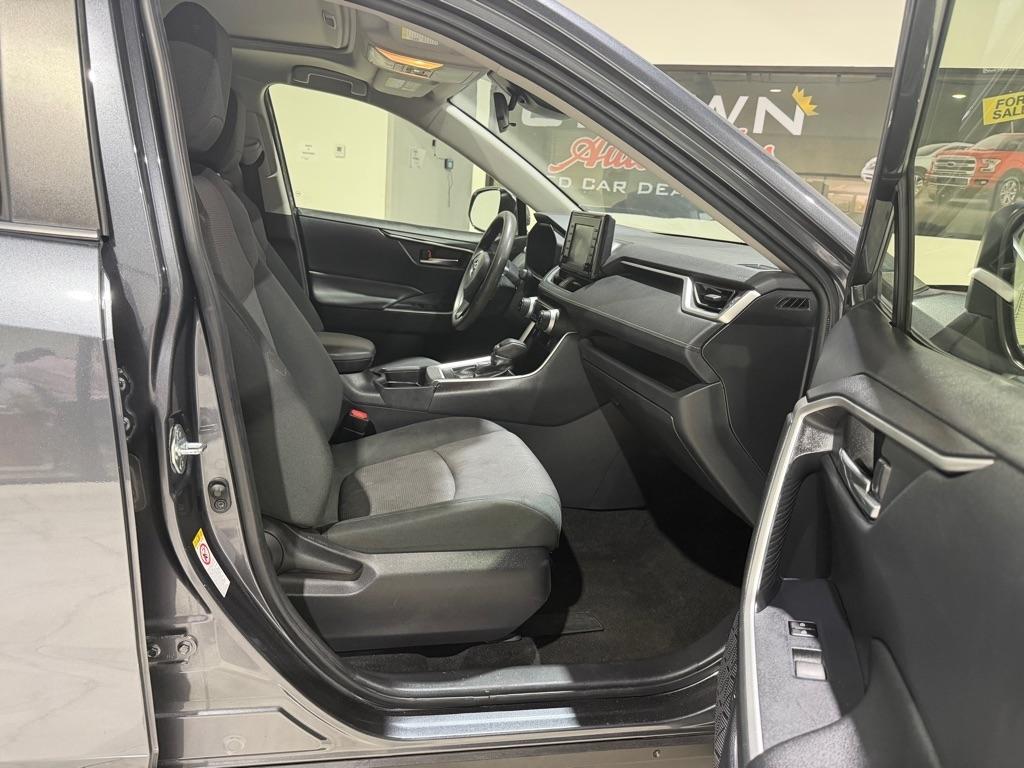 Toyota RAV4 XLE 2019