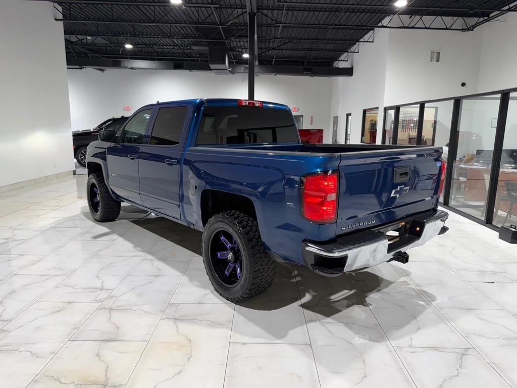 Chevrolet Silverado 1500 LT Crew Cab 2WD 2017