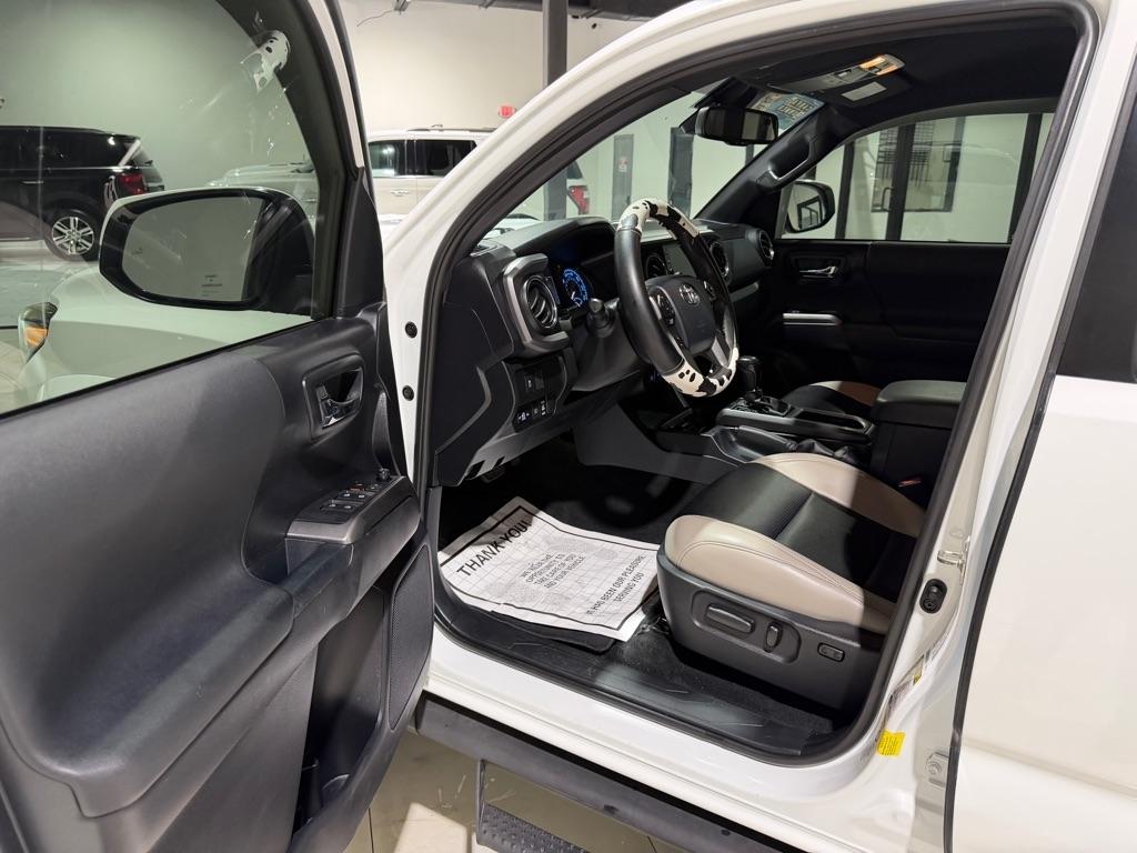 Toyota Tacoma SR5 Double Cab Long Bed V6 6AT 2WD 2020