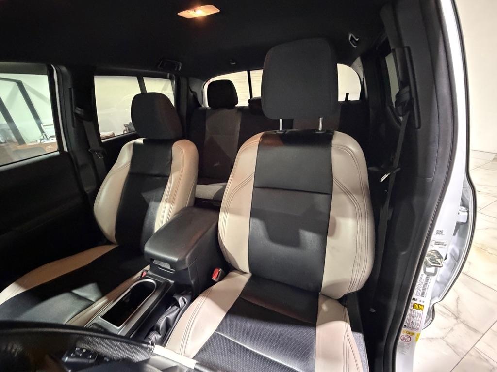 Toyota Tacoma SR5 Double Cab Long Bed V6 6AT 2WD 2020