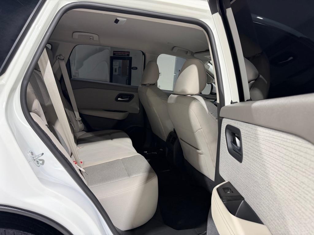 Nissan Rogue SV 2023
