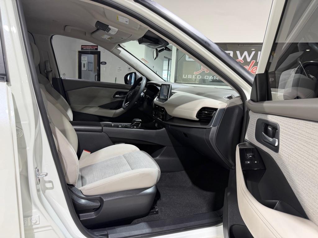 Nissan Rogue SV 2023