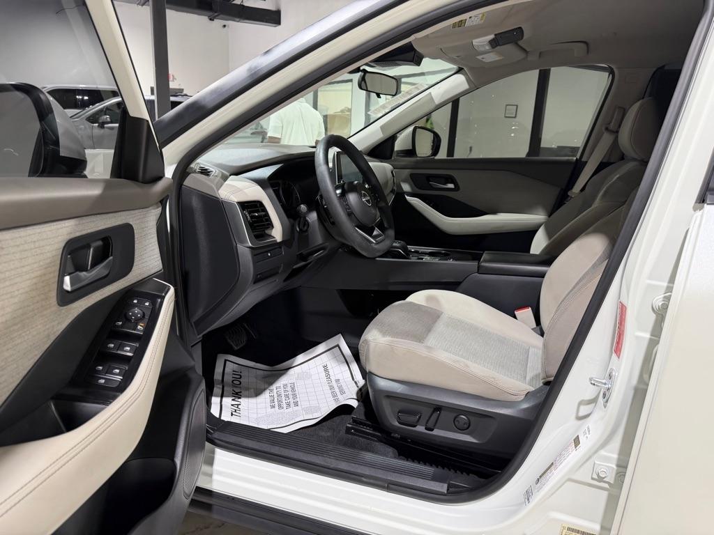 Nissan Rogue SV 2023