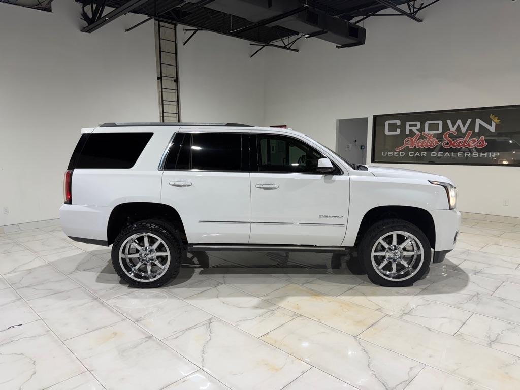 GMC Yukon Denali 4WD 2017
