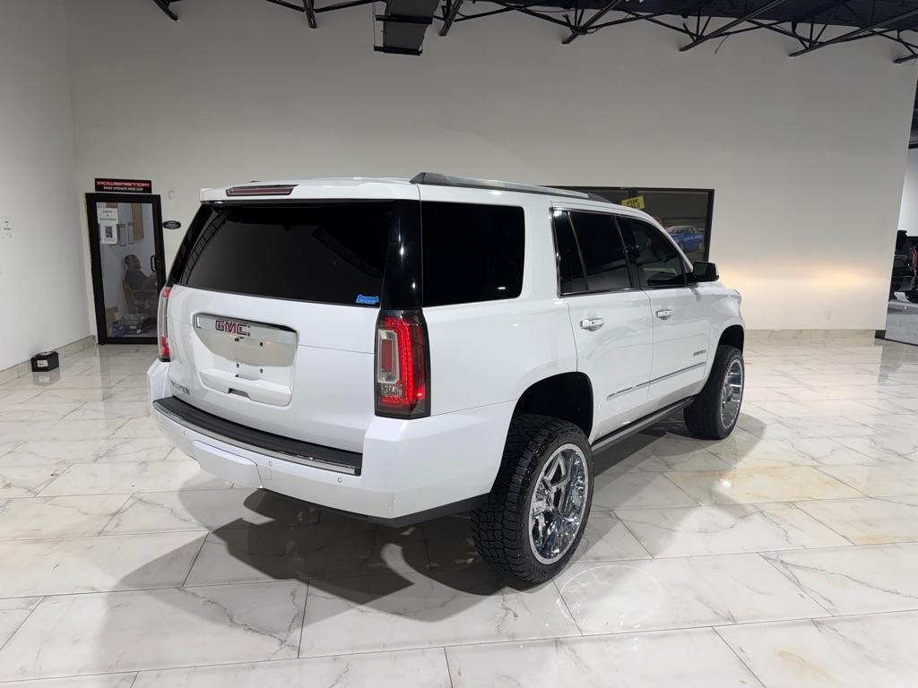 GMC Yukon Denali 4WD 2017