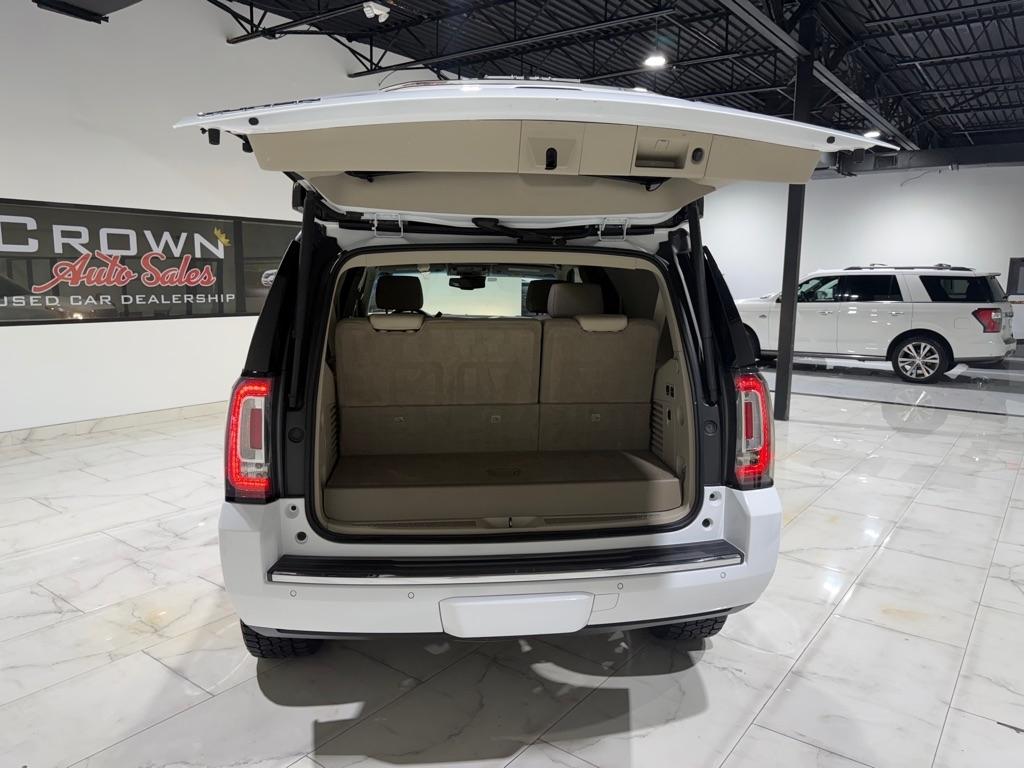 GMC Yukon Denali 4WD 2017