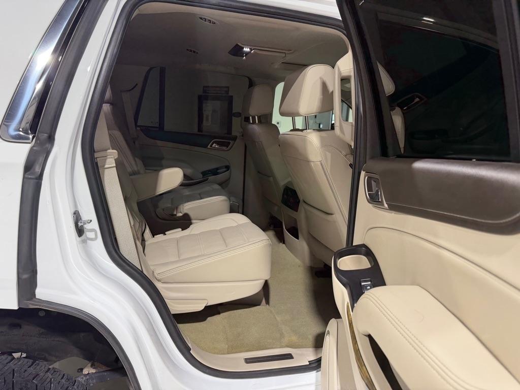 GMC Yukon Denali 4WD 2017
