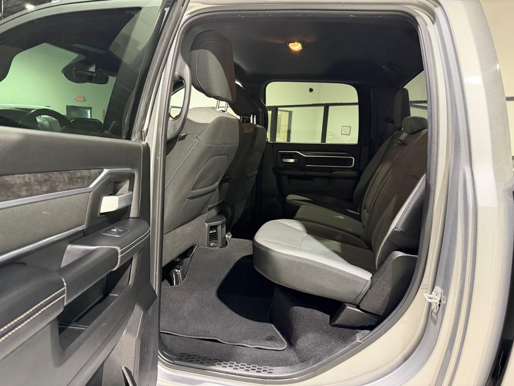 RAM 3500 Big Horn Crew Cab LWB 4WD DRW 2024