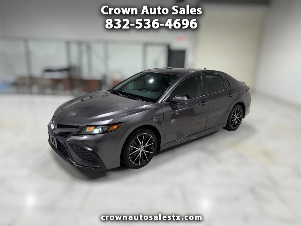 2022 Toyota Camry SE