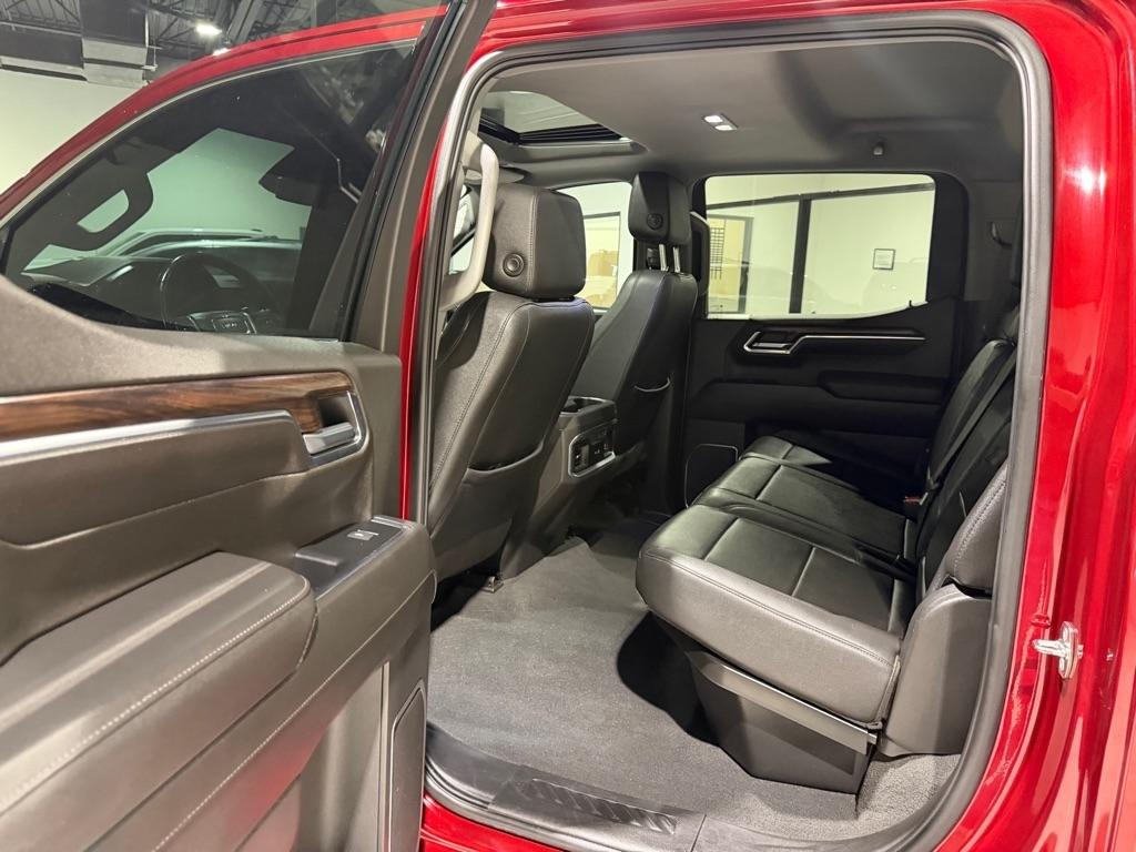 GMC Sierra 1500 SLT Crew Cab 2WD 2022