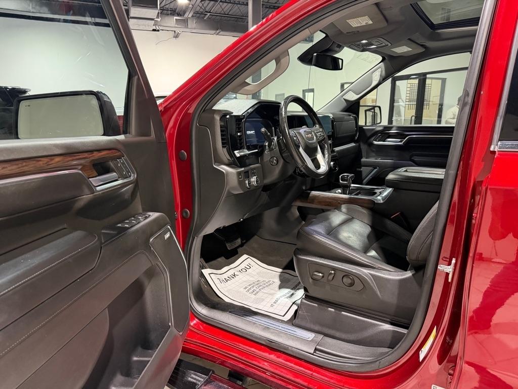 GMC Sierra 1500 SLT Crew Cab 2WD 2022