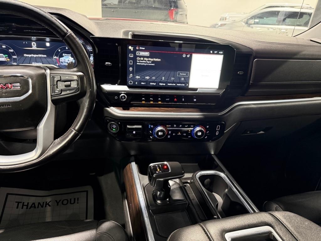 GMC Sierra 1500 SLT Crew Cab 2WD 2022