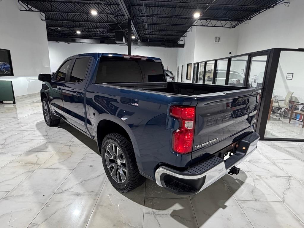 Chevrolet Silverado 1500 LT Crew Cab 2WD 2023