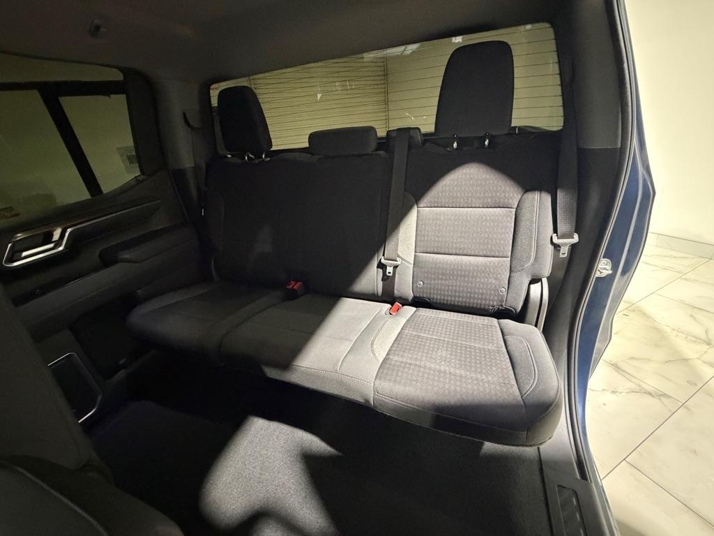 Chevrolet Silverado 1500 LT Crew Cab 2WD 2023