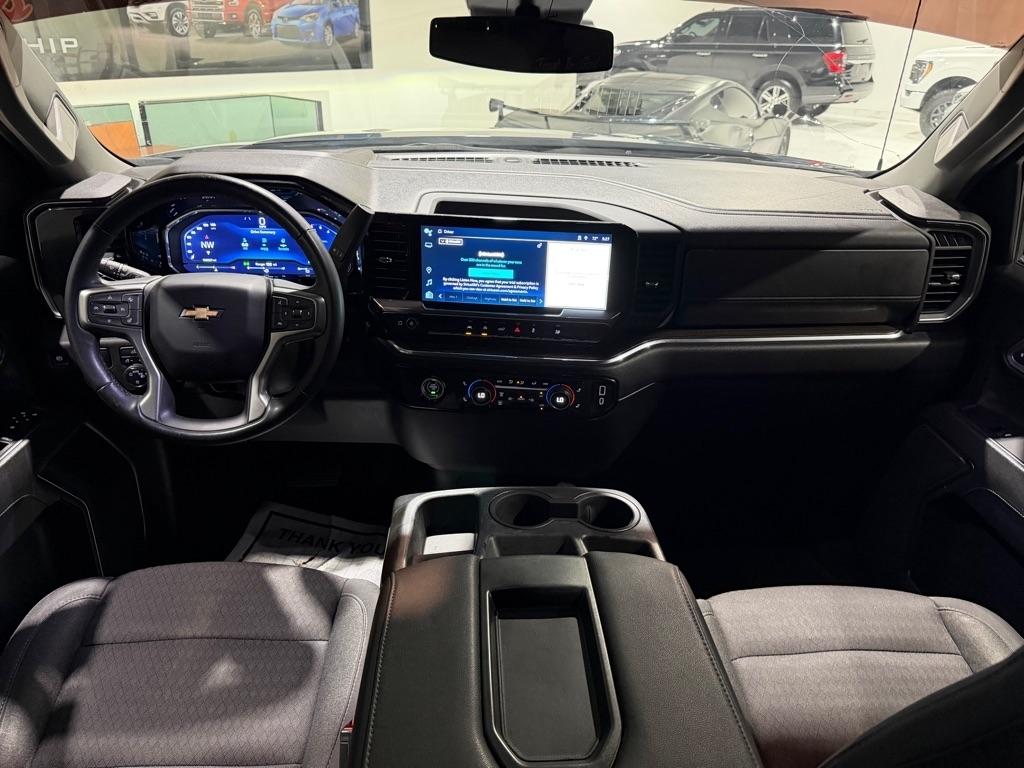 Chevrolet Silverado 1500 LT Crew Cab 2WD 2023