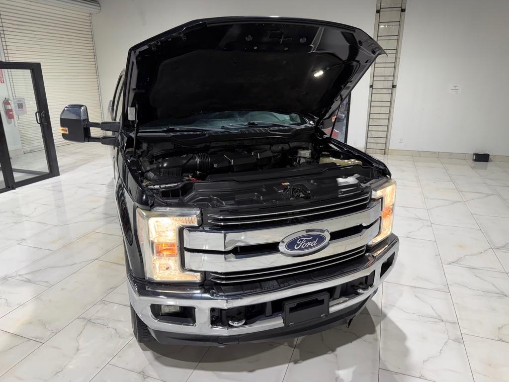 Ford F-250 SD XL Crew Cab 4WD 2017